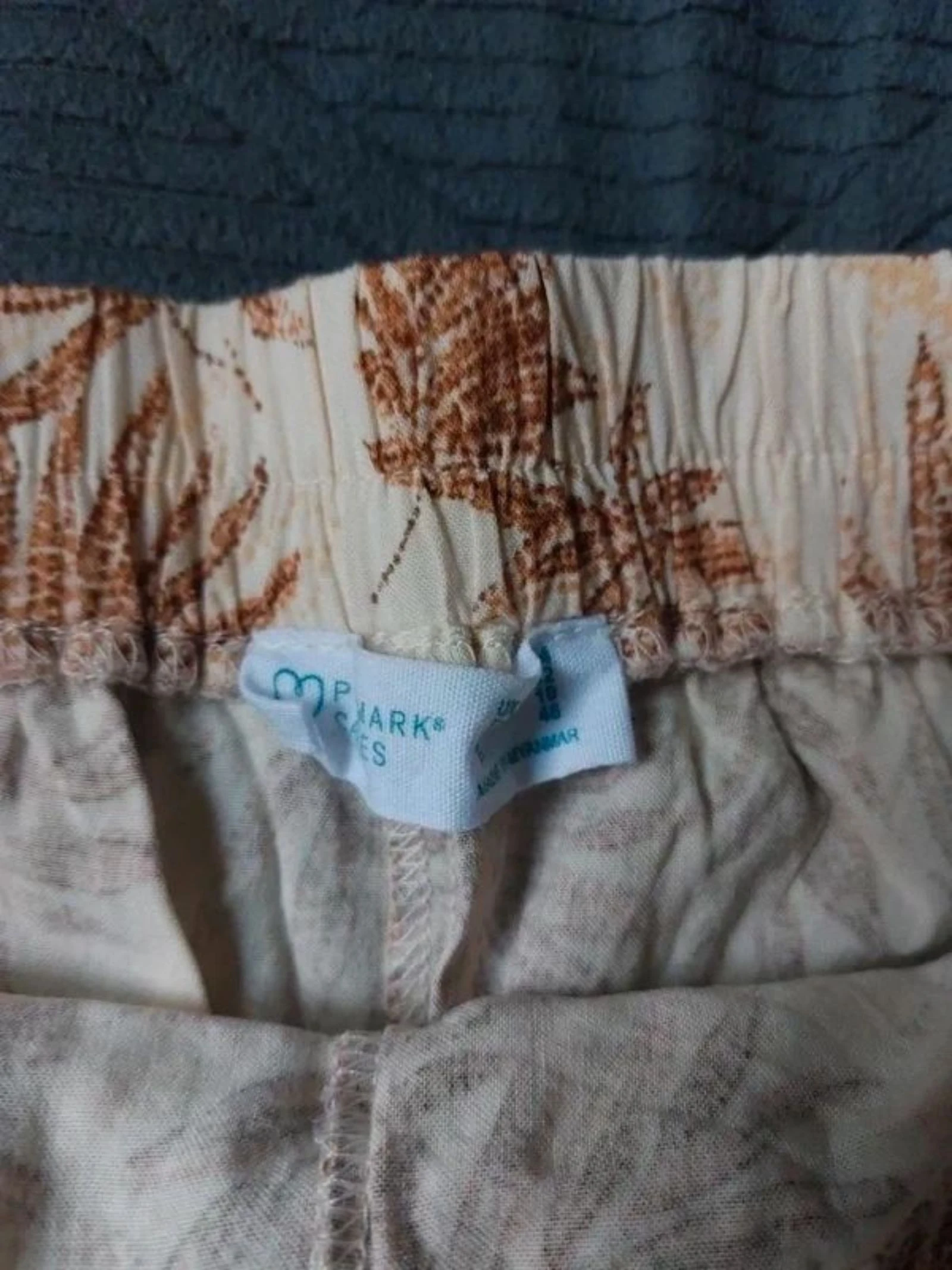Short Primark Cares  – photo 3
